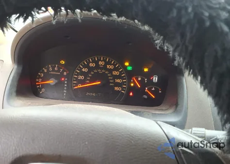 2004 Honda Accord 2.4 Lx z USA, uszkodzony, nr VIN 1HGCM56384A144073